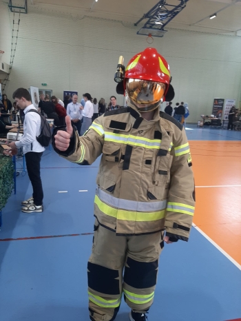 649827146_1572272784901502_308291921503951604_n