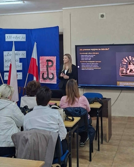  Dzieciństwo bez przemocy – szkolenie dla rodziców i nauczycieli.