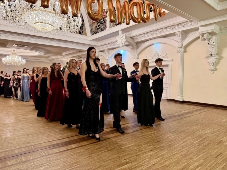  Bal nad bale - Studniówka w ZSM-T w Ostrowie